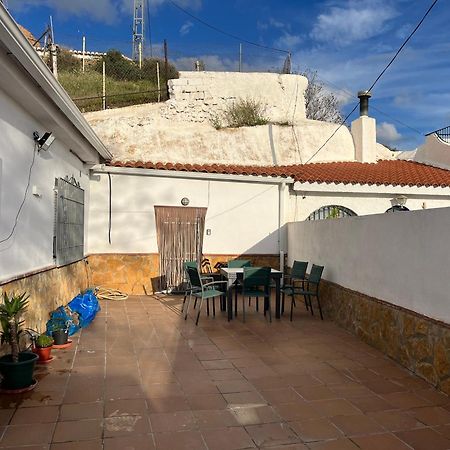 Casa Cueva La Estacion Villa กวาดิกซ์ ภายนอก รูปภาพ